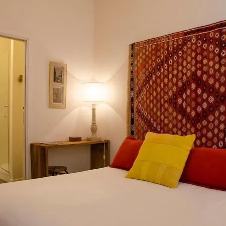 B&B La Ferrade D'hotes 베글레스